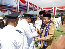 Gubernur Al Haris Hadiri Pengukuhan Perpanjangan Masa Jabatan Kades Se-Kabupaten Kerinci
